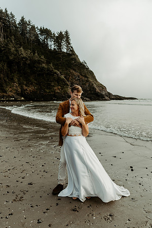 Krystal-Will-Heceta-lighthouse-Elopement-Photos-2026 (70 of 111)