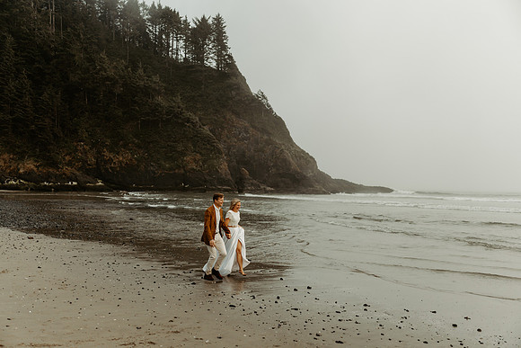 Krystal-Will-Heceta-lighthouse-Elopement-Photos-2026 (78 of 111)
