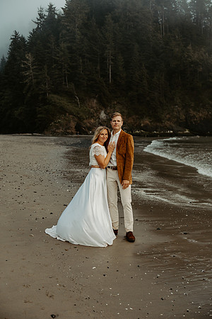 Krystal-Will-Heceta-lighthouse-Elopement-Photos-2026 (85 of 111)