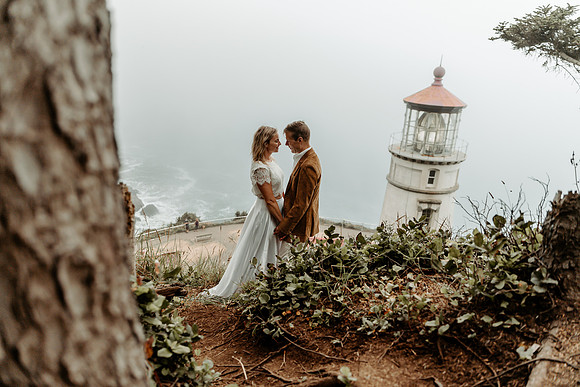 Krystal-Will-Heceta-lighthouse-Elopement-Photos-2026 (90 of 111)