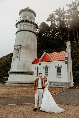 Krystal-Will-Heceta-lighthouse-Elopement-Photos-2026 (99 of 111)