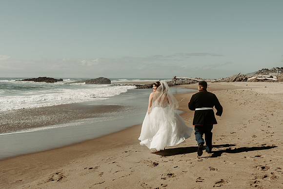 Adrian-Ellie-Inn-at-Spanish-Head-Wedding-Photos-Lincoln-City-Oregon (17 of 56)