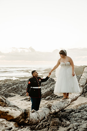 Adrian-Ellie-Inn-at-Spanish-Head-Wedding-Photos-Lincoln-City-Oregon (49 of 56)