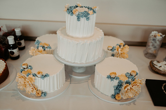 Adrian-Ellie-Inn-at-Spanish-Head-Wedding-Photos-Lincoln-City-Oregon (9 of 41)