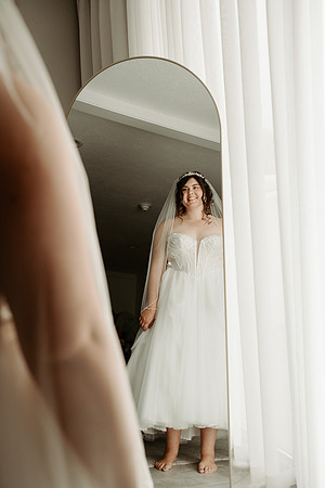 Adrian-Ellie-Inn-at-Spanish-Head-Wedding-Photos-Lincoln-City-Oregon (3 of 16)