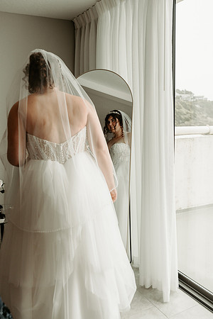 Adrian-Ellie-Inn-at-Spanish-Head-Wedding-Photos-Lincoln-City-Oregon (11 of 16)