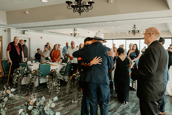 Adrian-Ellie-Inn-at-Spanish-Head-Wedding-Photos-Lincoln-City-Oregon (2 of 53)