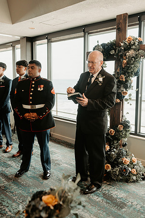 Adrian-Ellie-Inn-at-Spanish-Head-Wedding-Photos-Lincoln-City-Oregon (11 of 53)