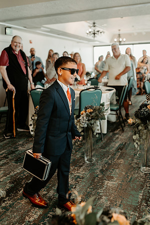 Adrian-Ellie-Inn-at-Spanish-Head-Wedding-Photos-Lincoln-City-Oregon (13 of 53)