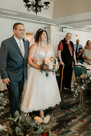 Adrian-Ellie-Inn-at-Spanish-Head-Wedding-Photos-Lincoln-City-Oregon (19 of 53)