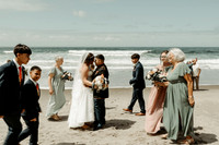 Adrian-Ellie-Inn-at-Spanish-Head-Wedding-Photos-Lincoln-City-Oregon (3 of 101)