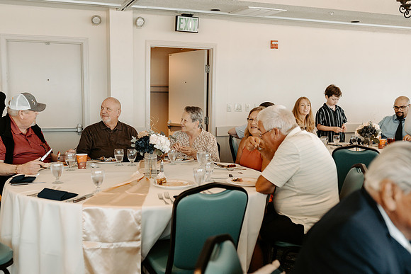 Adrian-Ellie-Inn-at-Spanish-Head-Wedding-Photos-Lincoln-City-Oregon (14 of 101)