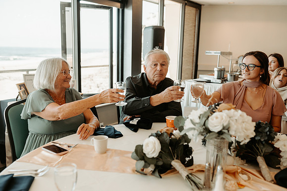 Adrian-Ellie-Inn-at-Spanish-Head-Wedding-Photos-Lincoln-City-Oregon (34 of 101)
