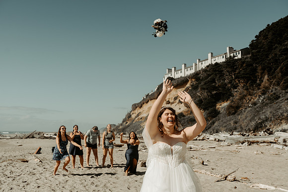 Adrian-Ellie-Inn-at-Spanish-Head-Wedding-Photos-Lincoln-City-Oregon (49 of 101)
