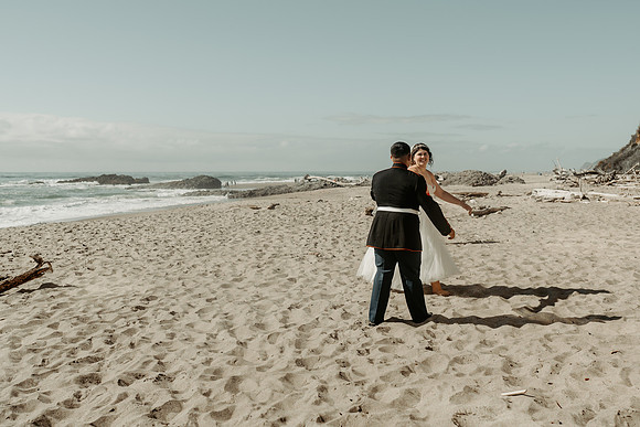 Adrian-Ellie-Inn-at-Spanish-Head-Wedding-Photos-Lincoln-City-Oregon (60 of 101)