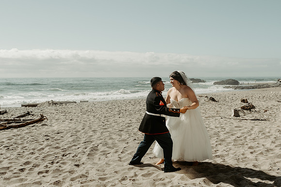 Adrian-Ellie-Inn-at-Spanish-Head-Wedding-Photos-Lincoln-City-Oregon (62 of 101)