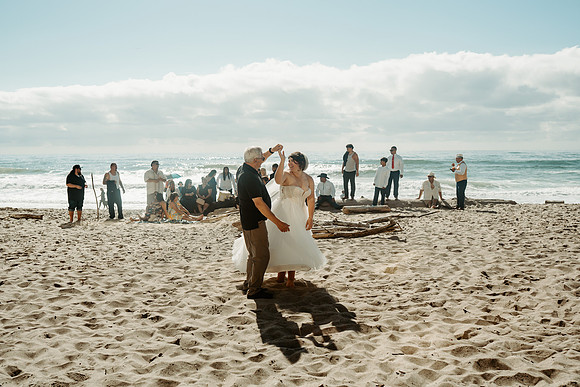 Adrian-Ellie-Inn-at-Spanish-Head-Wedding-Photos-Lincoln-City-Oregon (83 of 101)