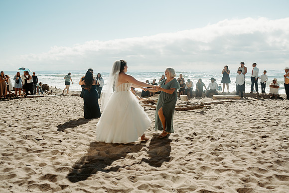 Adrian-Ellie-Inn-at-Spanish-Head-Wedding-Photos-Lincoln-City-Oregon (86 of 101)