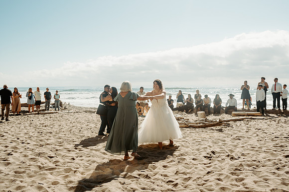 Adrian-Ellie-Inn-at-Spanish-Head-Wedding-Photos-Lincoln-City-Oregon (87 of 101)