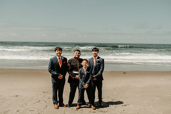 Adrian-Ellie-Inn-at-Spanish-Head-Wedding-Photos-Lincoln-City-Oregon (16 of 90)