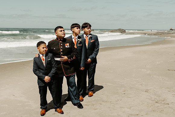 Adrian-Ellie-Inn-at-Spanish-Head-Wedding-Photos-Lincoln-City-Oregon (19 of 90)