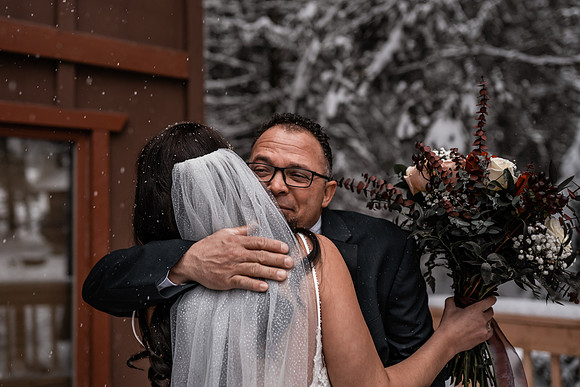 Tyler-Brittani-Lake-Priest-Idaho-Winter-Snow-Wedding-2021-03196