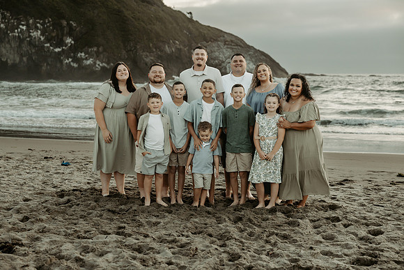 Lindsey-Family-photos-Oregon-Coast-2026 (6 of 39)