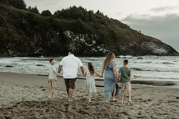Lindsey-Family-photos-Oregon-Coast-2026 (11 of 39)