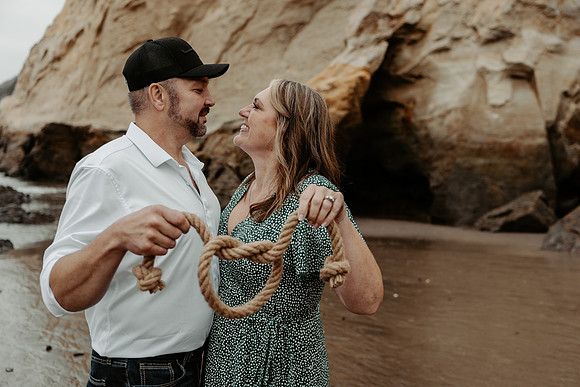 Angie-Dennis-Cape-Kiwanda-Engagment-Oregon-Photos (16 of 93)