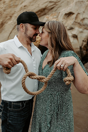 Angie-Dennis-Cape-Kiwanda-Engagment-Oregon-Photos (20 of 93)