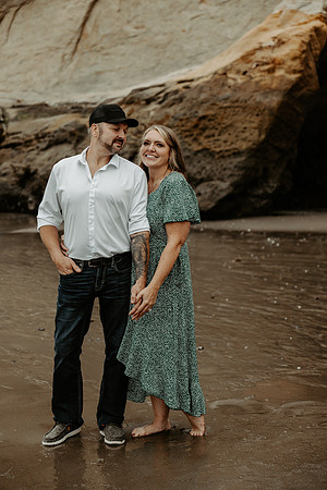 Angie-Dennis-Cape-Kiwanda-Engagment-Oregon-Photos (27 of 93)