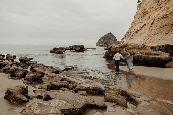 Angie-Dennis-Cape-Kiwanda-Engagment-Oregon-Photos (31 of 93)