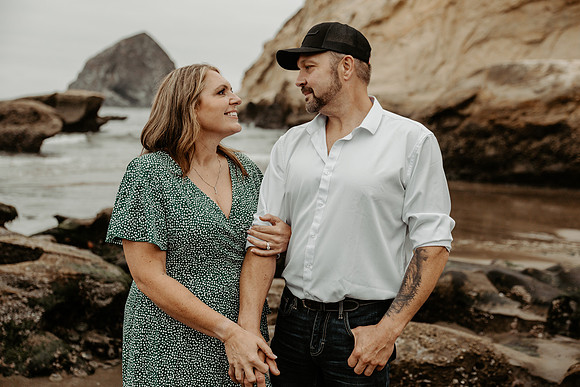 Angie-Dennis-Cape-Kiwanda-Engagment-Oregon-Photos (47 of 93)