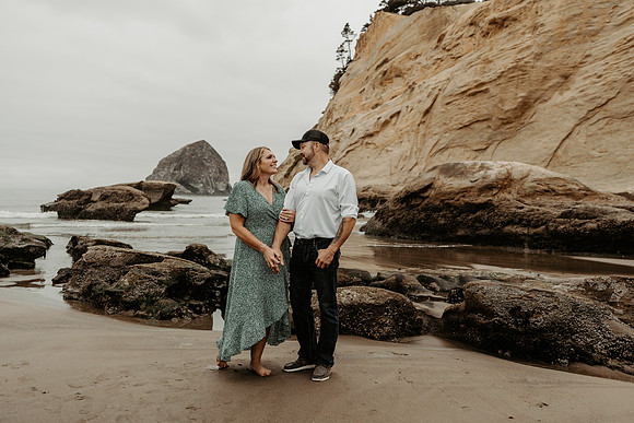 Angie-Dennis-Cape-Kiwanda-Engagment-Oregon-Photos (49 of 93)