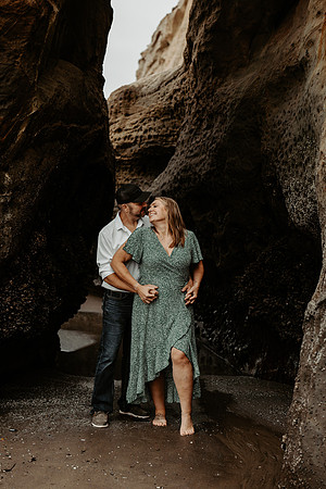 Angie-Dennis-Cape-Kiwanda-Engagment-Oregon-Photos (55 of 93)