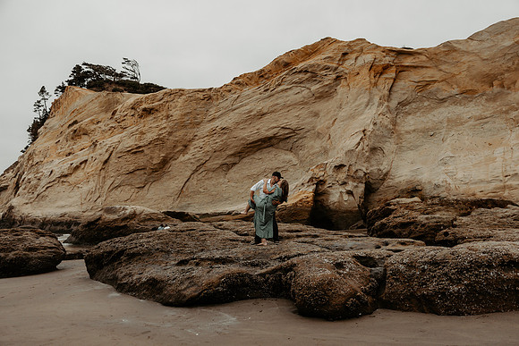 Angie-Dennis-Cape-Kiwanda-Engagment-Oregon-Photos (53 of 93)