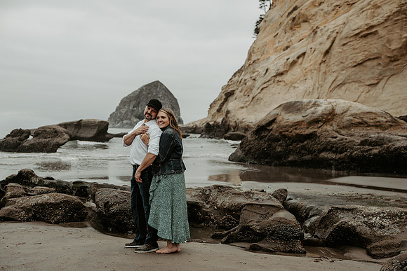 Angie-Dennis-Cape-Kiwanda-Engagment-Oregon-Photos (98 of 93)