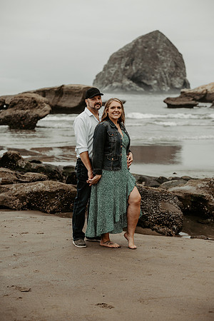 Angie-Dennis-Cape-Kiwanda-Engagment-Oregon-Photos (99 of 93)