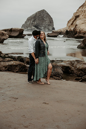 Angie-Dennis-Cape-Kiwanda-Engagment-Oregon-Photos (106 of 93)