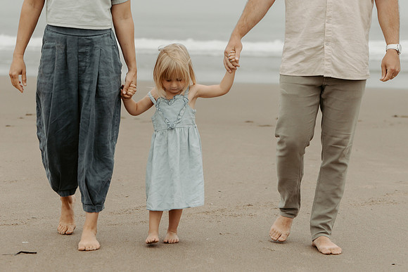 Heather-Family-Photos-Lincoln-City-Oregon-2026 (10 of 114)