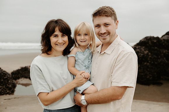 Heather-Family-Photos-Lincoln-City-Oregon-2026 (7 of 114)