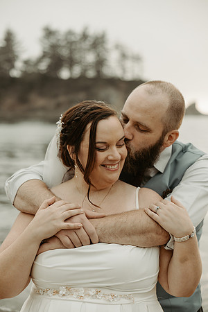 Anna-Cody-Coos-Bay-Sunset-Beach-Oregon-wedding-photos (2 of 12)