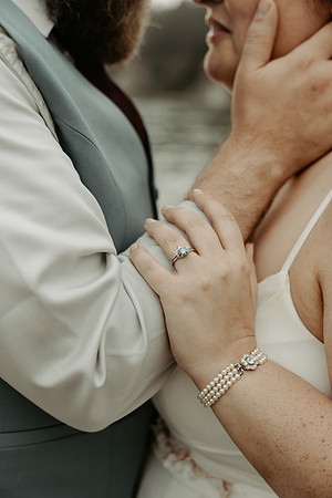 Anna-Cody-Coos-Bay-Sunset-Beach-Oregon-wedding-photos (5 of 12)