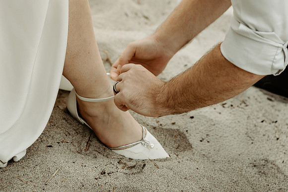 Cody-Anna-Initmate-Wedding-Coos-Bay-oregon-Sunset-Beach-Photos (25 of 67)