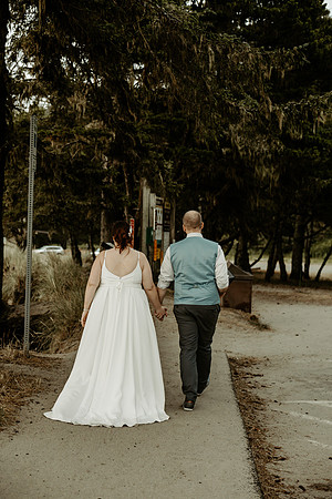 Cody-Anna-Initmate-Wedding-Coos-Bay-oregon-Sunset-Beach-Photos (23 of 67)