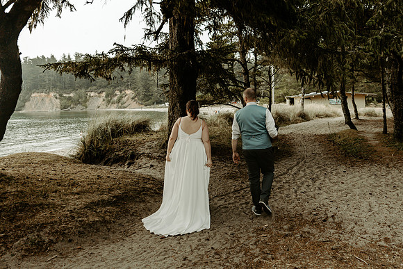 Cody-Anna-Initmate-Wedding-Coos-Bay-oregon-Sunset-Beach-Photos (24 of 67)