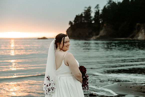 Cody-Anna-Initmate-Wedding-Coos-Bay-oregon-Sunset-Beach-Photos (63 of 67)
