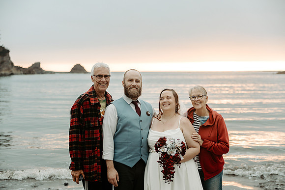 Cody-Anna-Initmate-Wedding-Coos-Bay-oregon-Sunset-Beach-Photos (162 of 176)