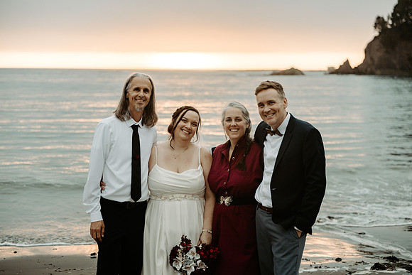 Cody-Anna-Initmate-Wedding-Coos-Bay-oregon-Sunset-Beach-Photos (164 of 176)