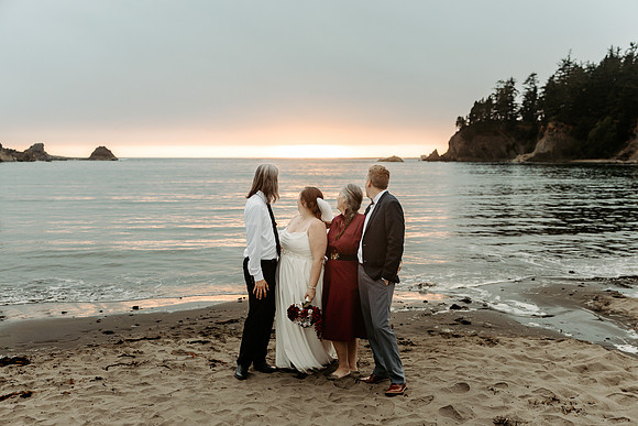 Cody-Anna-Initmate-Wedding-Coos-Bay-oregon-Sunset-Beach-Photos (165 of 176)